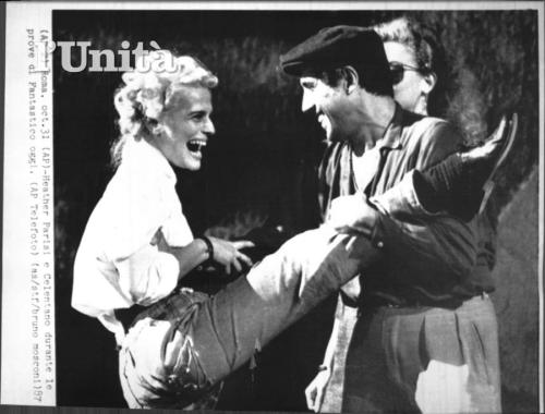 ROCK ........e BASTA .......