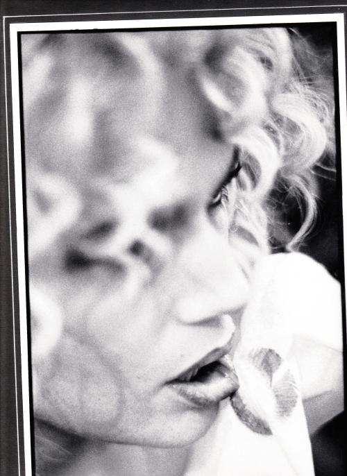 A chi preferisce parlare d'altro perchè la violenza sulle donne è scomoda e disturba più del gossip